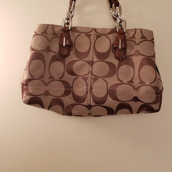 Coach brown 3 compartments and front pocket. - Picture 2 of 8